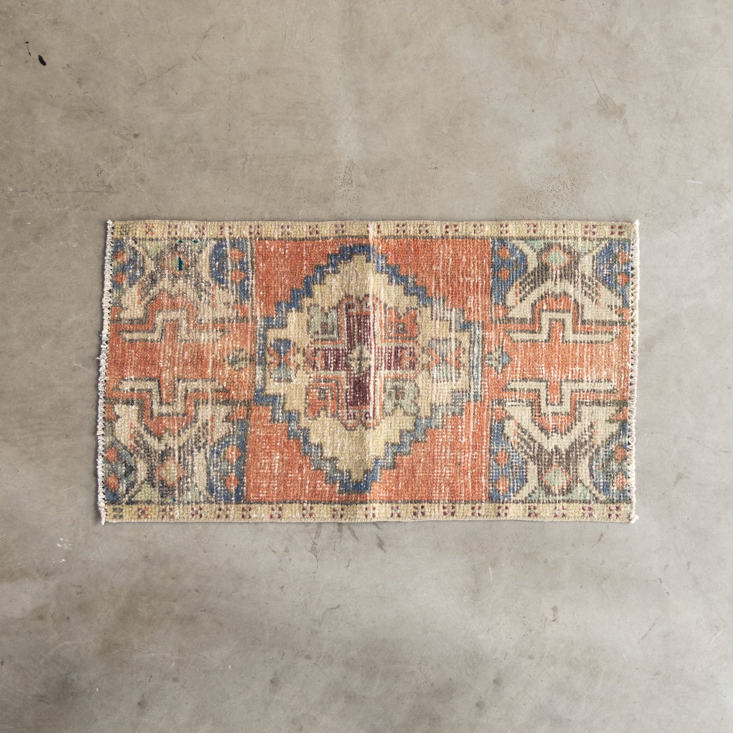 1G<br>size：86cm×48cm（フリンジ含む）