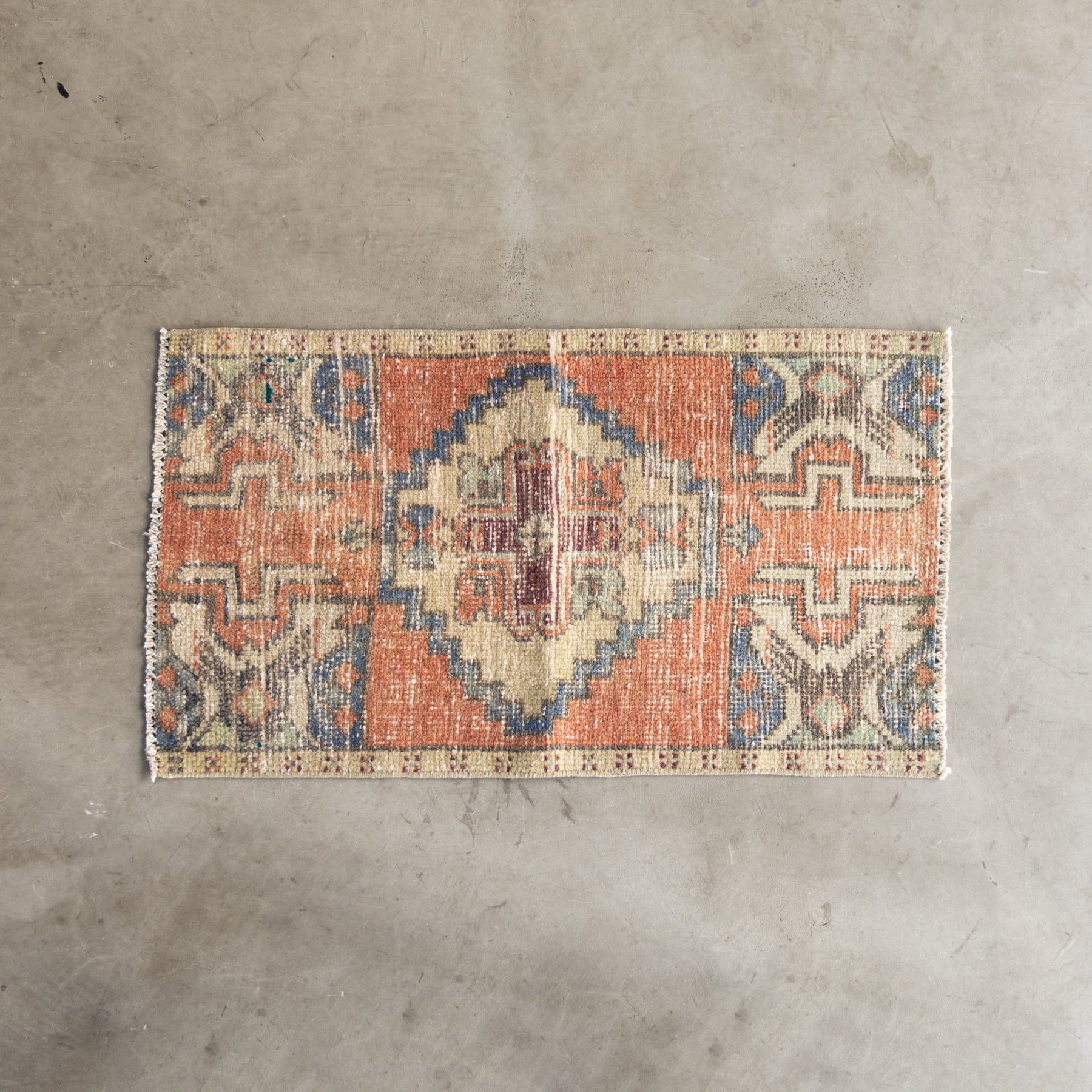 1G<br>size：86cm×48cm（フリンジ含む）