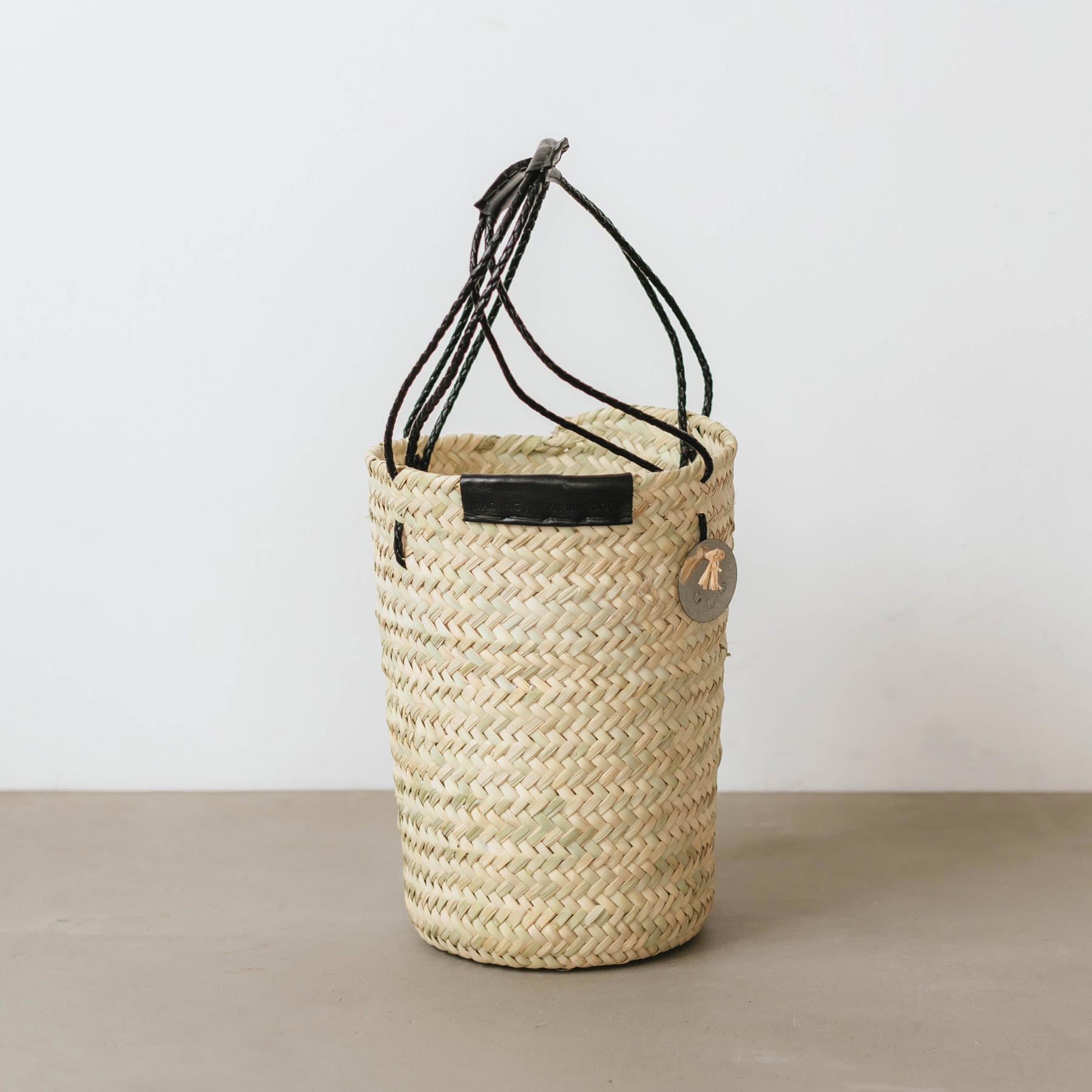 ビンテージ　天然素材 四角形 かごバッグ　オルネドフォイユ ビンテージ 天然素材 四角形 かごバッグ オルネドフォイユ