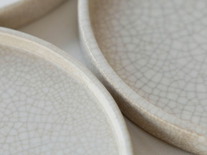 megumi tsukazaki 陶胎籠盆／貫入