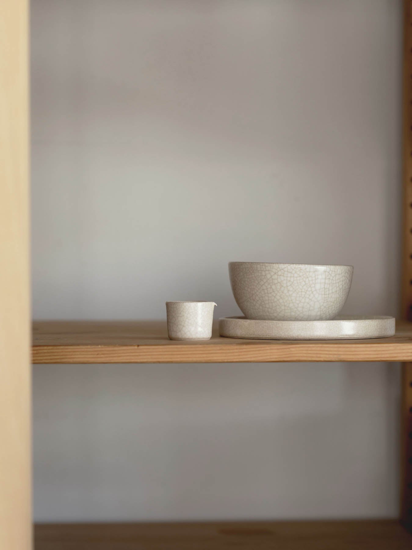 megumi tsukazaki 陶胎籠盆／貫入