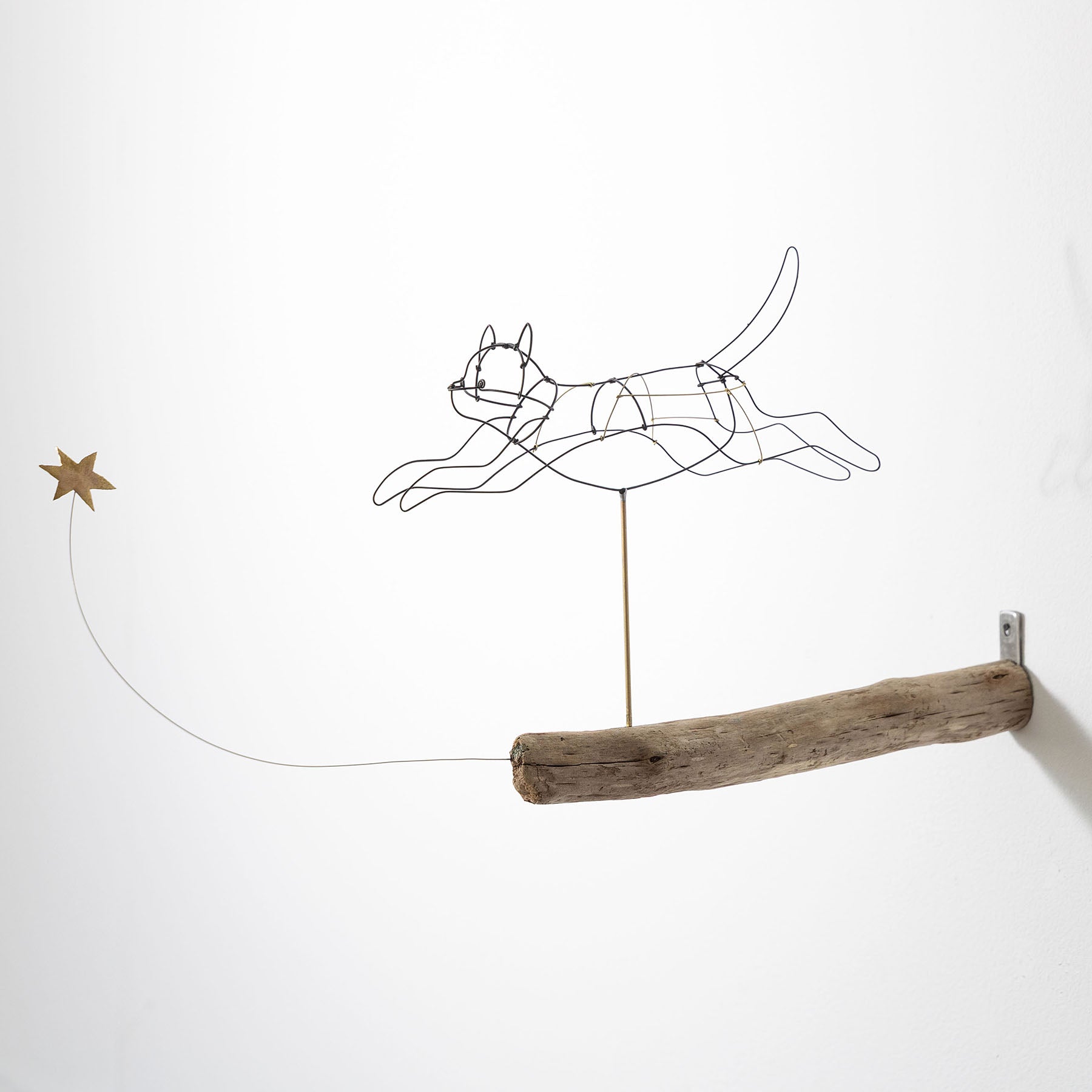 ワイヤーアート　山田一成　座り猫 山田一成 ウォールアート｜オブジェ・ぬいぐるみ｜オルネ ド フォイユ