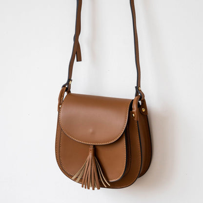 ライトブラウン