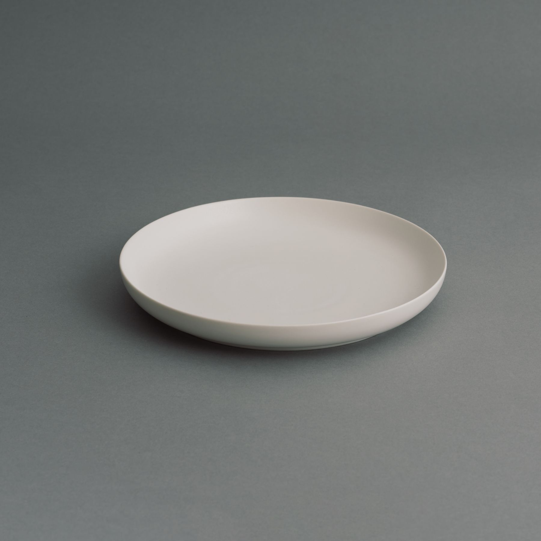quiet white／215