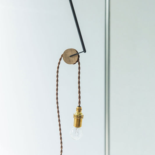 ang0001)LESS hanger light