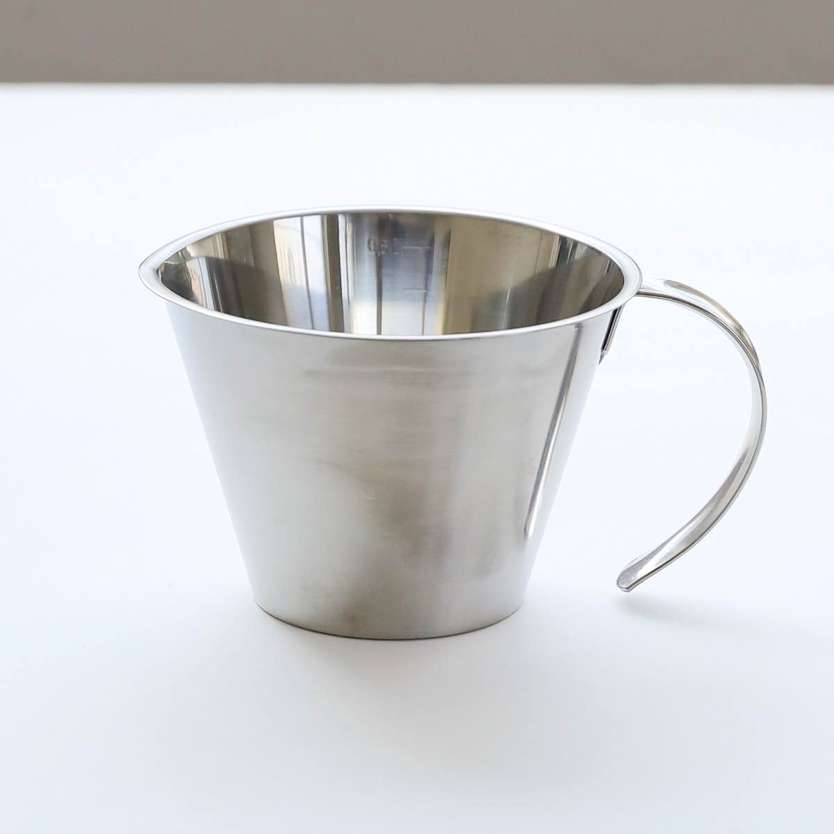 Jonas 計量カップ・ボウル｜調理器具｜オルネ ド フォイユ公式