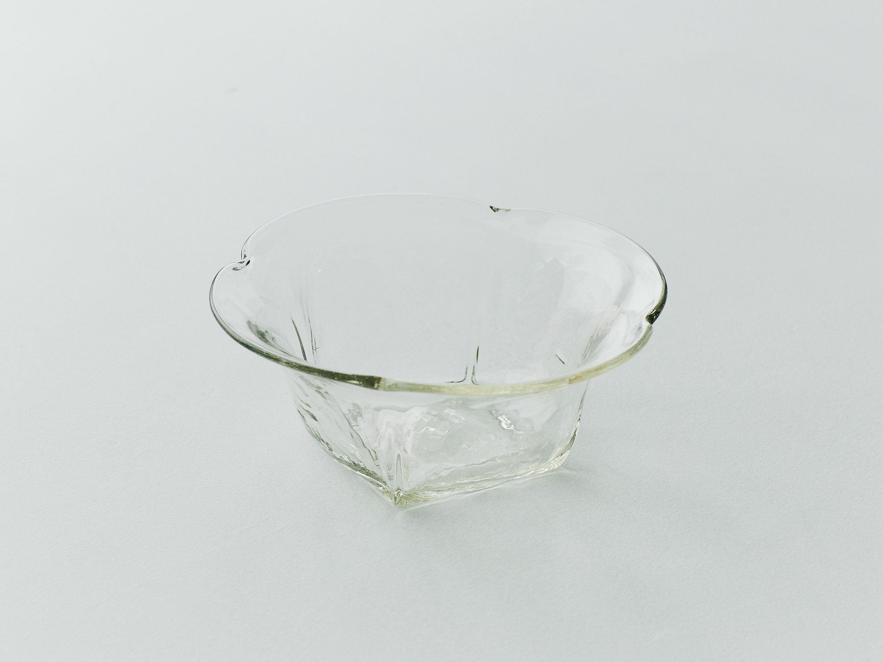 kus0004　輪花鉢／中