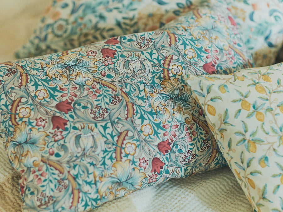 William Morris クッション