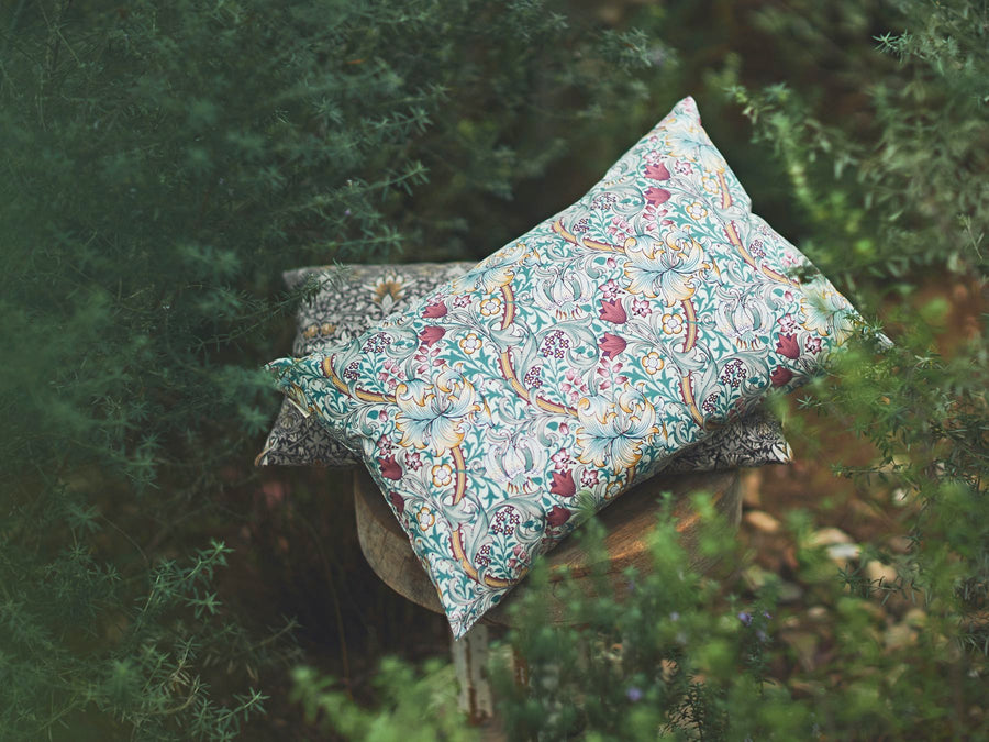 William Morris クッション