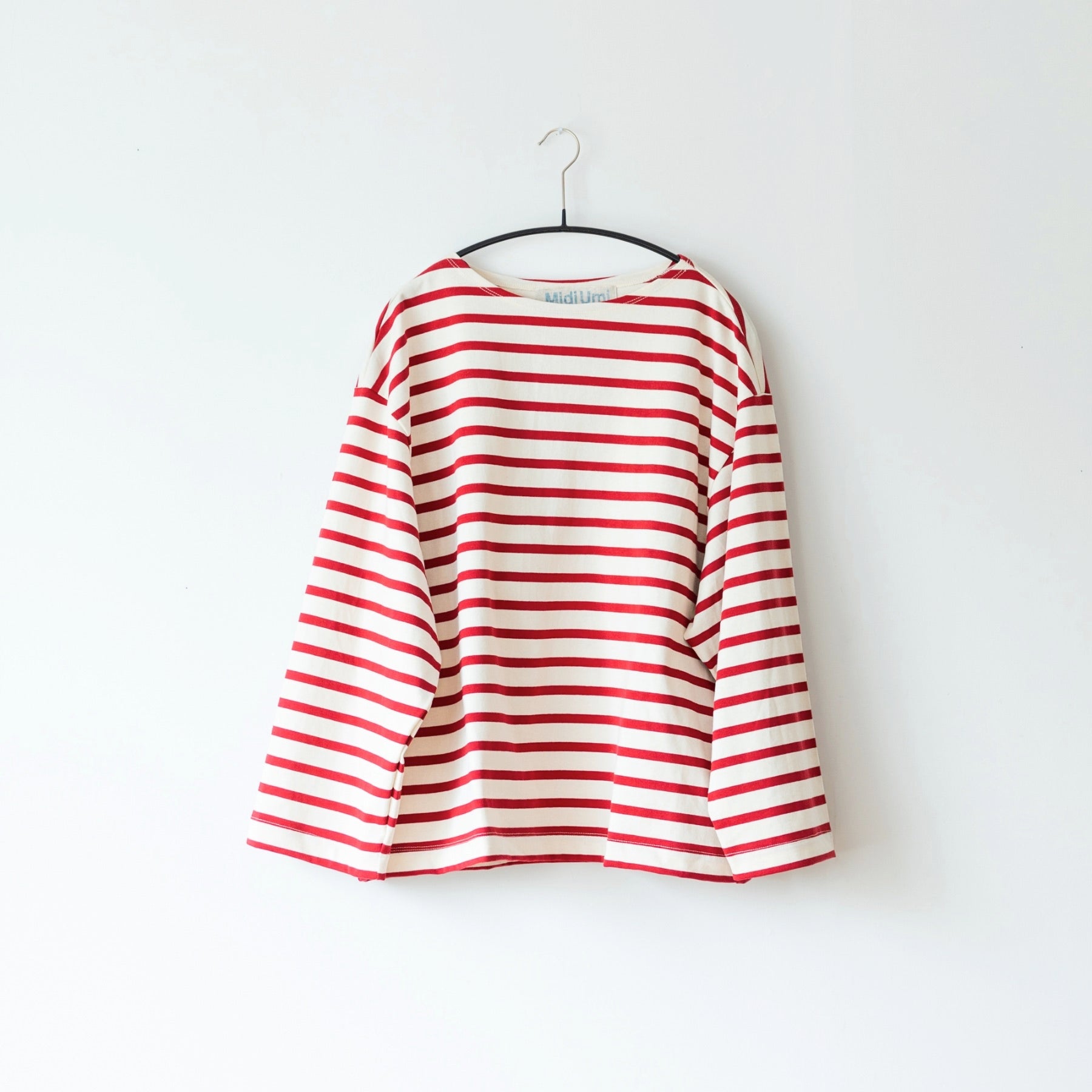 mti0115　レッド×アイボリー