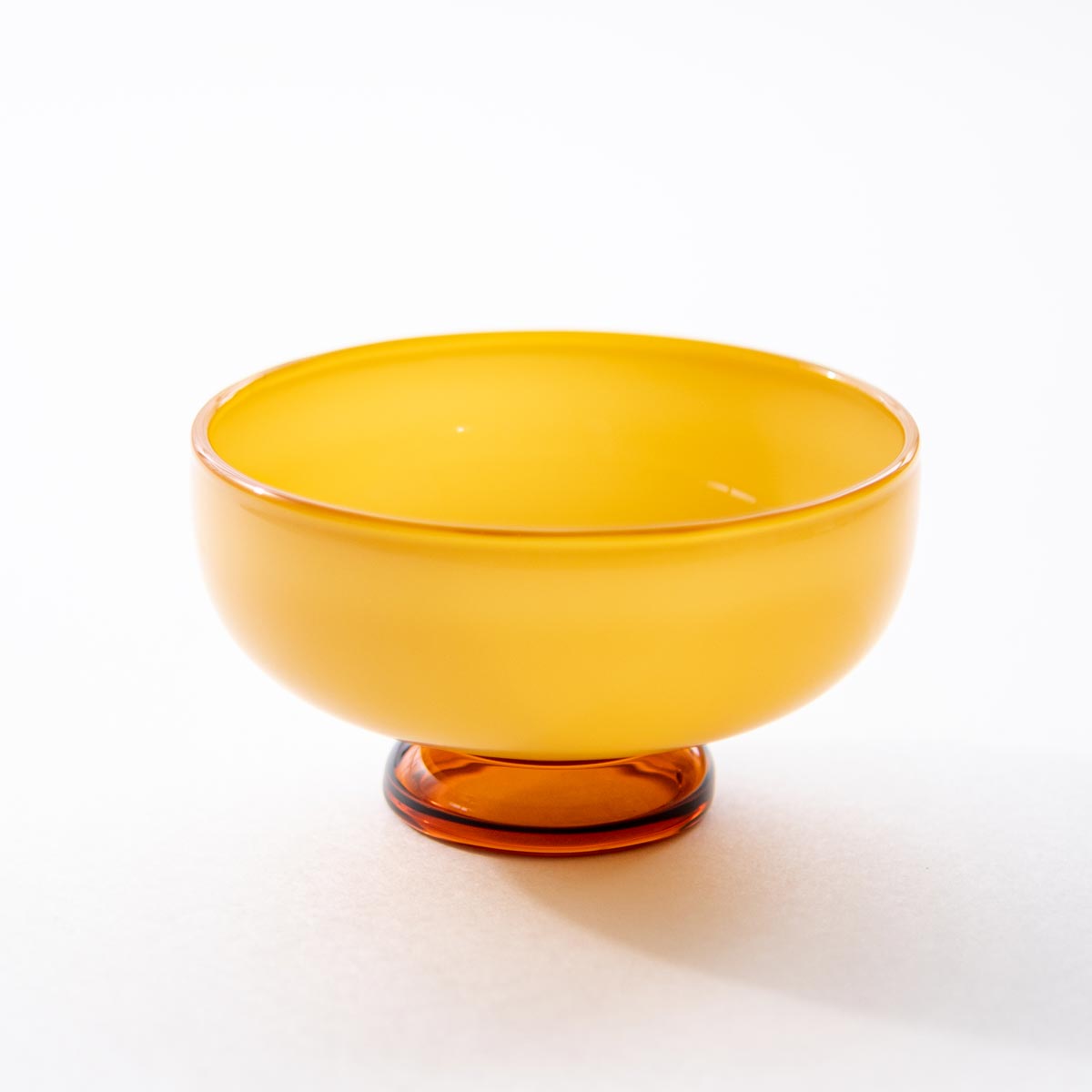 ★作家もの器★キムホノ★取手付き台座ボウル大★オレンジ×イエロー★美品★ SNOW BOWL｜皿・器｜オルネ ド フォイユ公式オンラインショップ – Orné