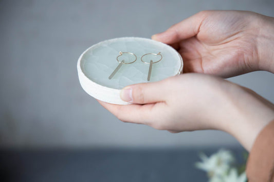 megumi tsukazaki ジュエリーベース／糸雨