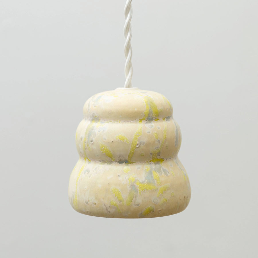tmy0022-p）P<br>シェード：直径9.2cm×高さ9.1cm<br>コードの色：白<br>（コードの長さ：130cm、全長：約141.7cm）