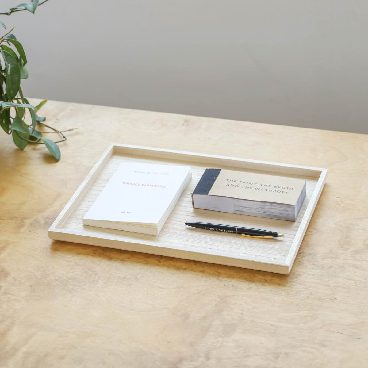 山の形 桐のトレイ｜かご・収納｜オルネ ド フォイユ公式オンライン